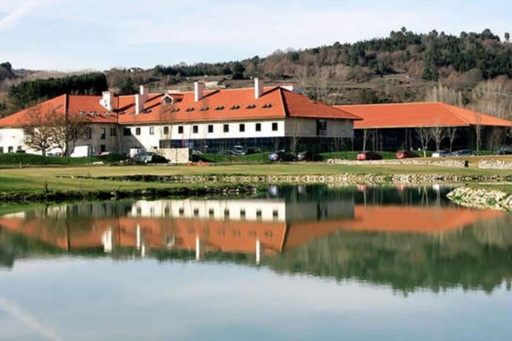 Luminoso Loft Lägenhet Monforte De Lemos Exteriör bild